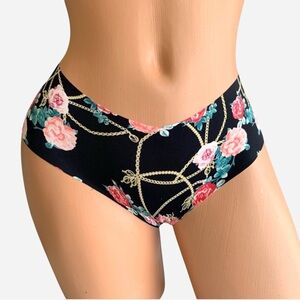🌸New🌸 Small Victoria’s Secret hiphugger Panty